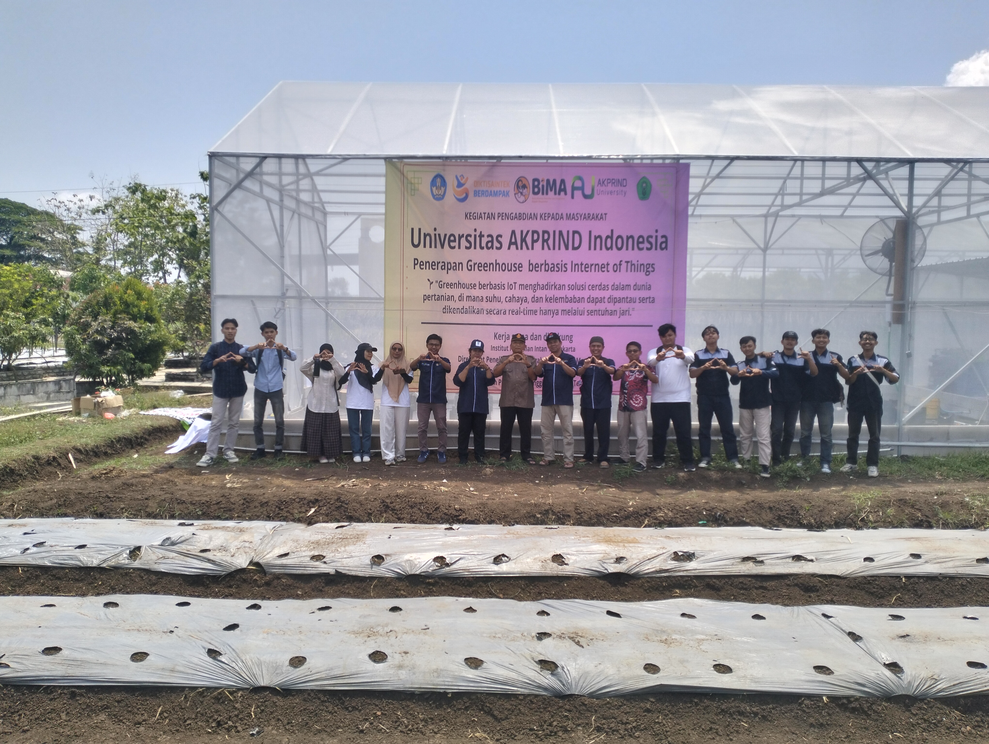 Penerapan Eduwisata Berbasis Energi Terbarukan, Pengolahan Limbah Pertanian sebagai Upaya Mewujudkan Green Economy Berbasis Digital di Desa Bendung, Semin, Gunungkidul